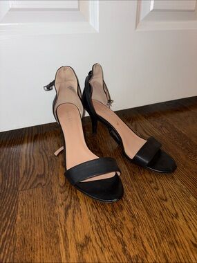 Kelly & Katie Black Open-Toe Ankle Strap Heels